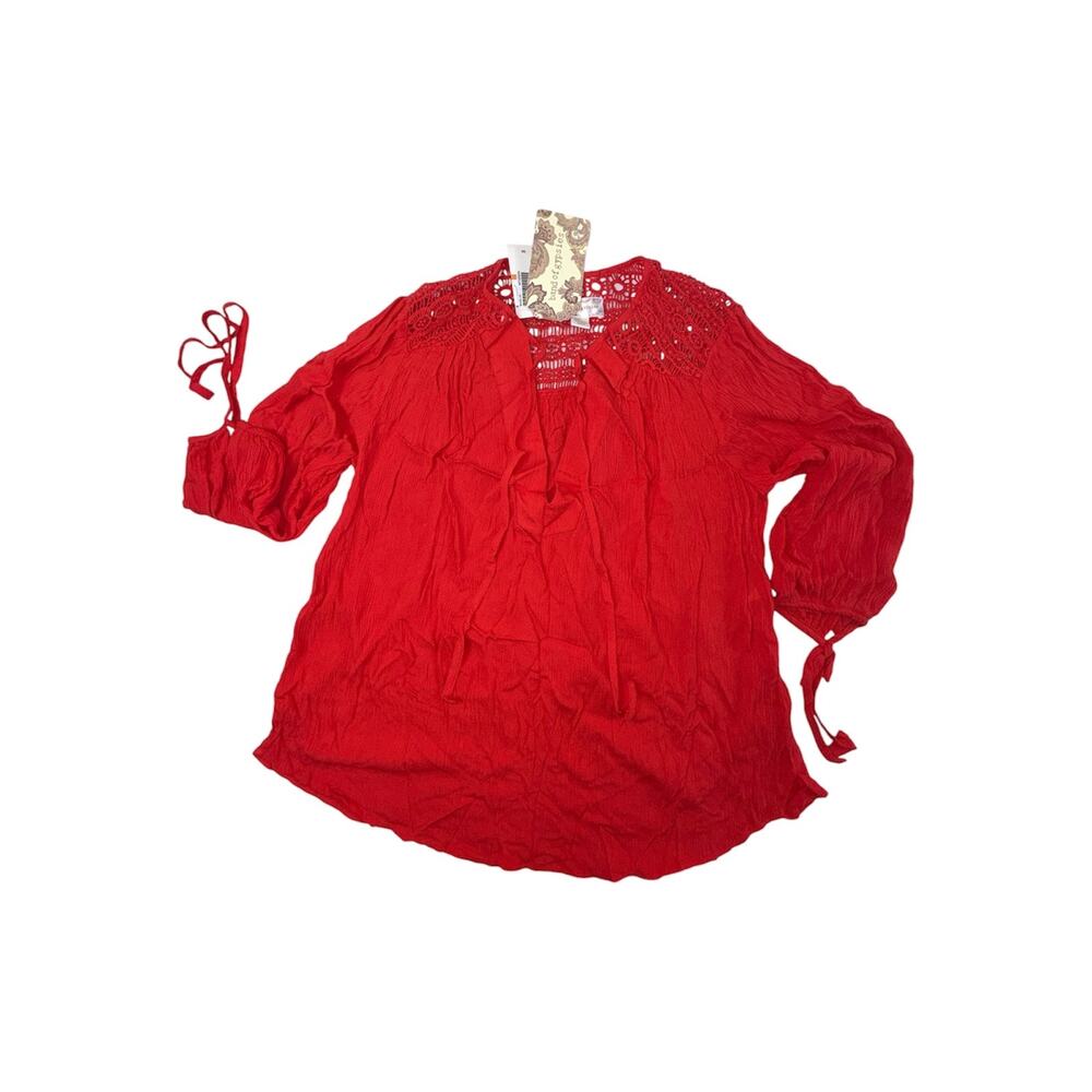 Band of Gypsies Miami V Neck Top with Crochet Trim NWT